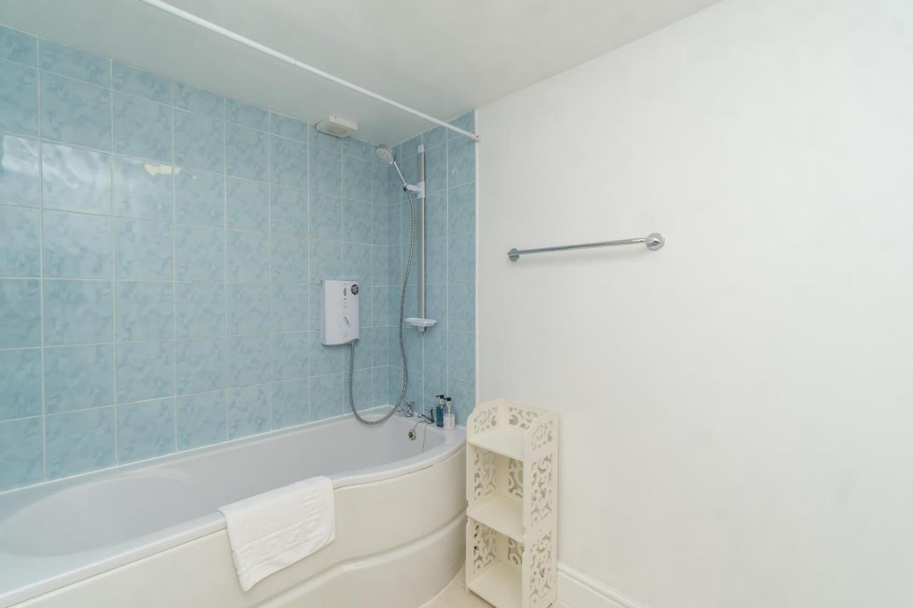 Spacious 2 Bed Southville Flat Near Harbourside Bristol Dış mekan fotoğraf